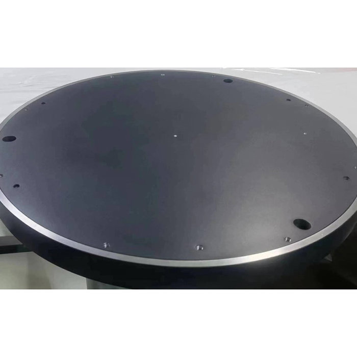 Thermal chuck solutions for semiconductor wafer annealing and bonding