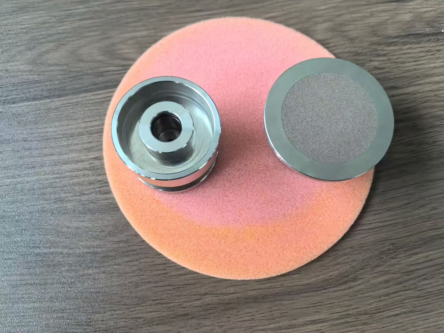 Spin table