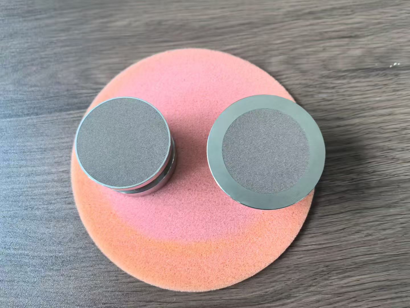 Spin table