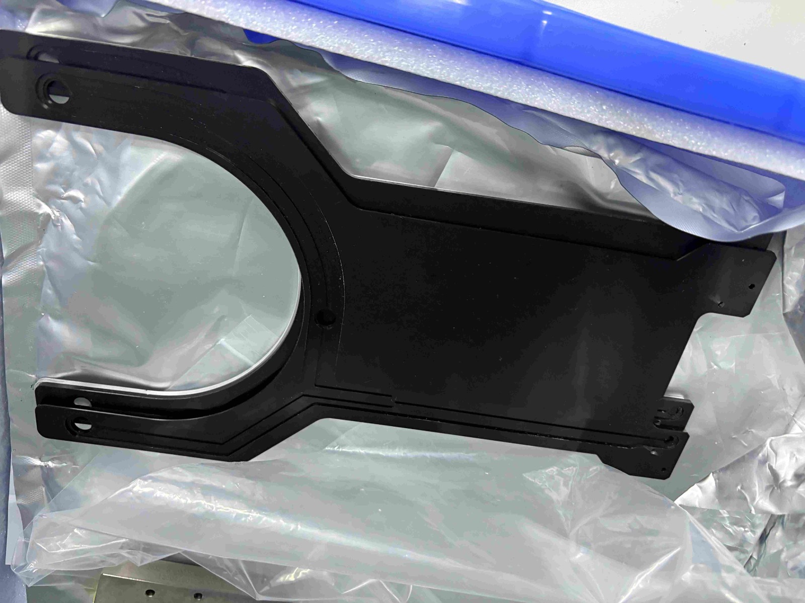 End Effector robot hand wafer transport pad